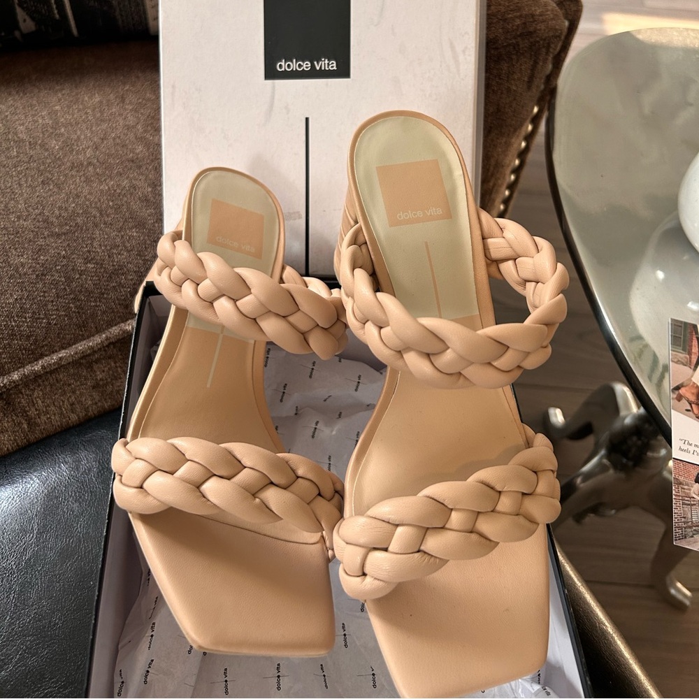 Dolce Vita Stella - Cream, size 7.5 (new in box)